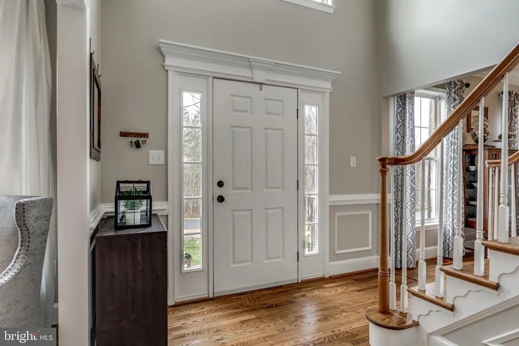 Photo of 7872 SLY FOX LANE