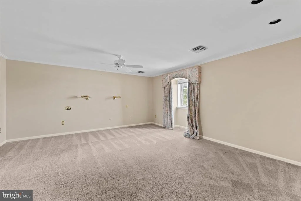 Photo of 20340 SILVER LAKE DRIVE