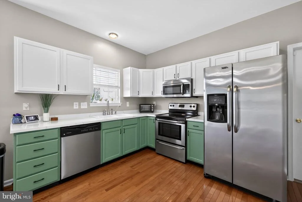 Photo of 112 OLIVINE CIRCLE