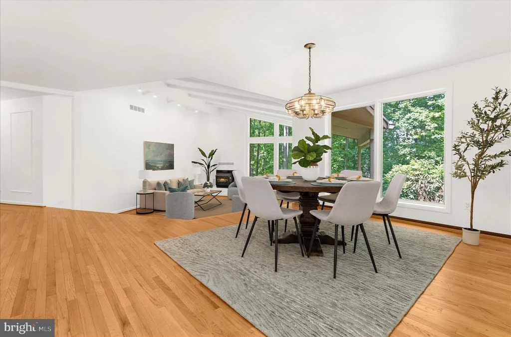 Photo of 698 DISCOVERY ROAD