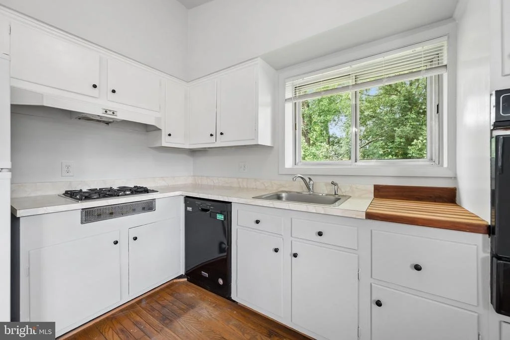 Photo of 11302 KENTON PLACE