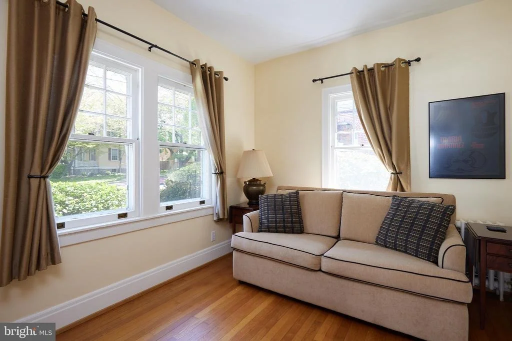 Photo of 4236 RIVER ROAD NW