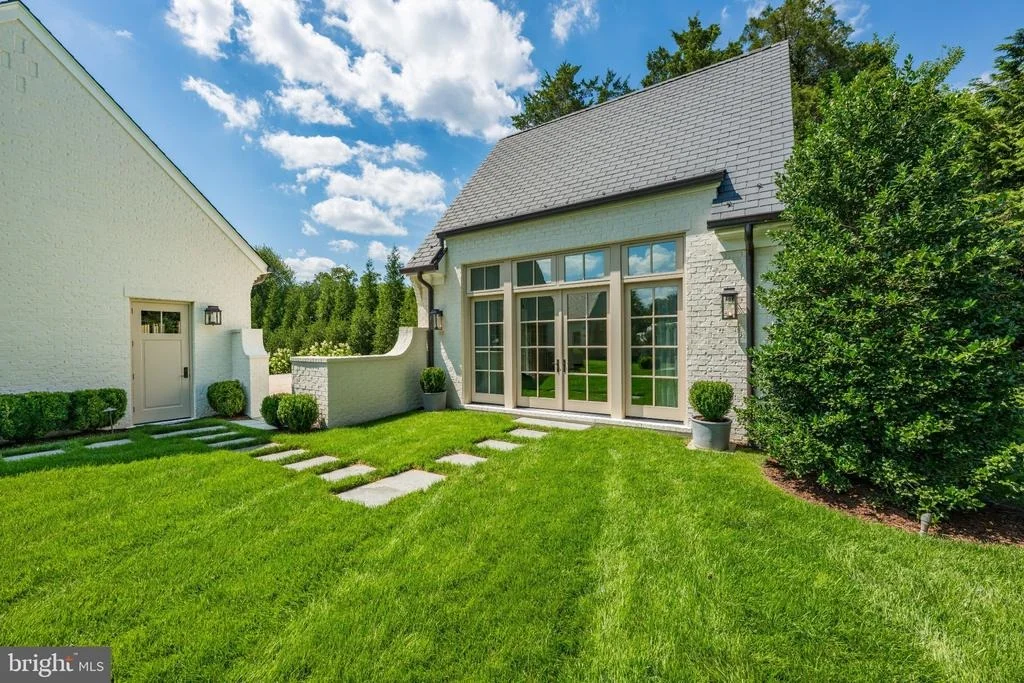 Photo of 1321 DARNALL DRIVE