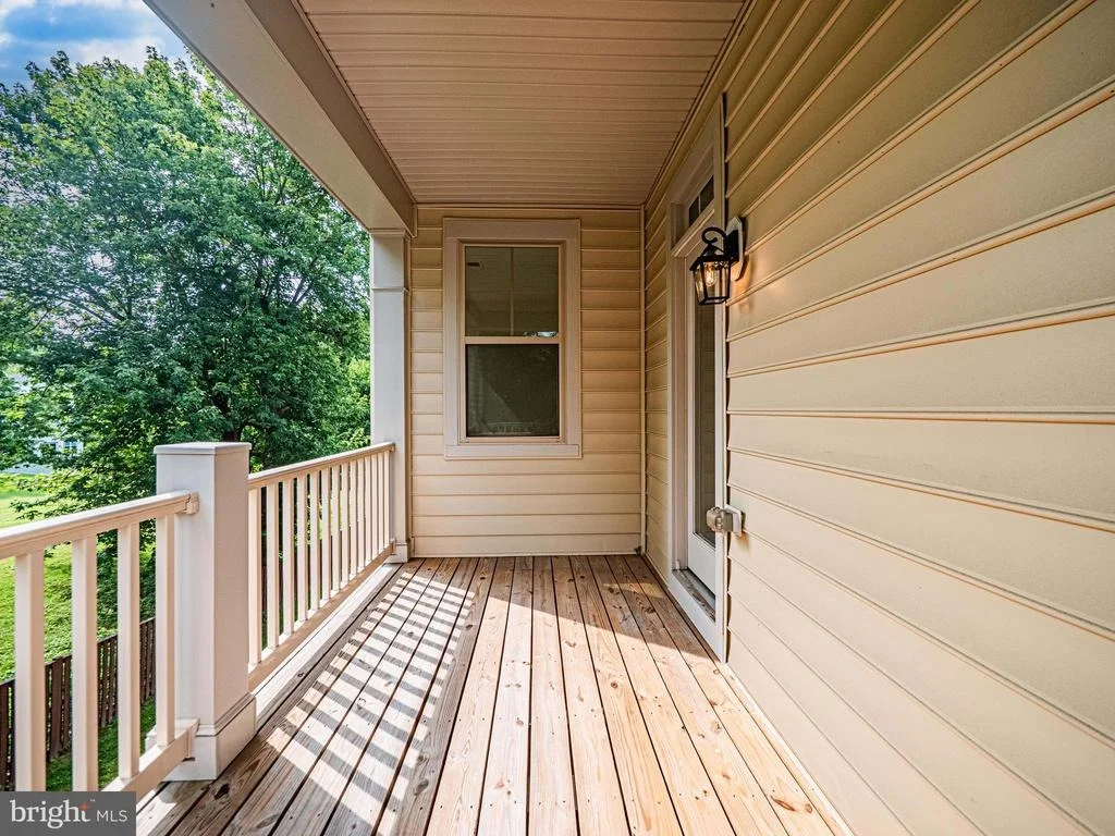 Photo of 3032 MOORE LANE
