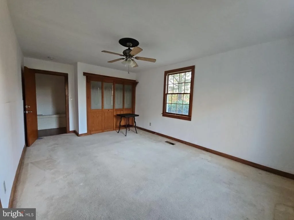 Photo of 262 W PARK DRIVE