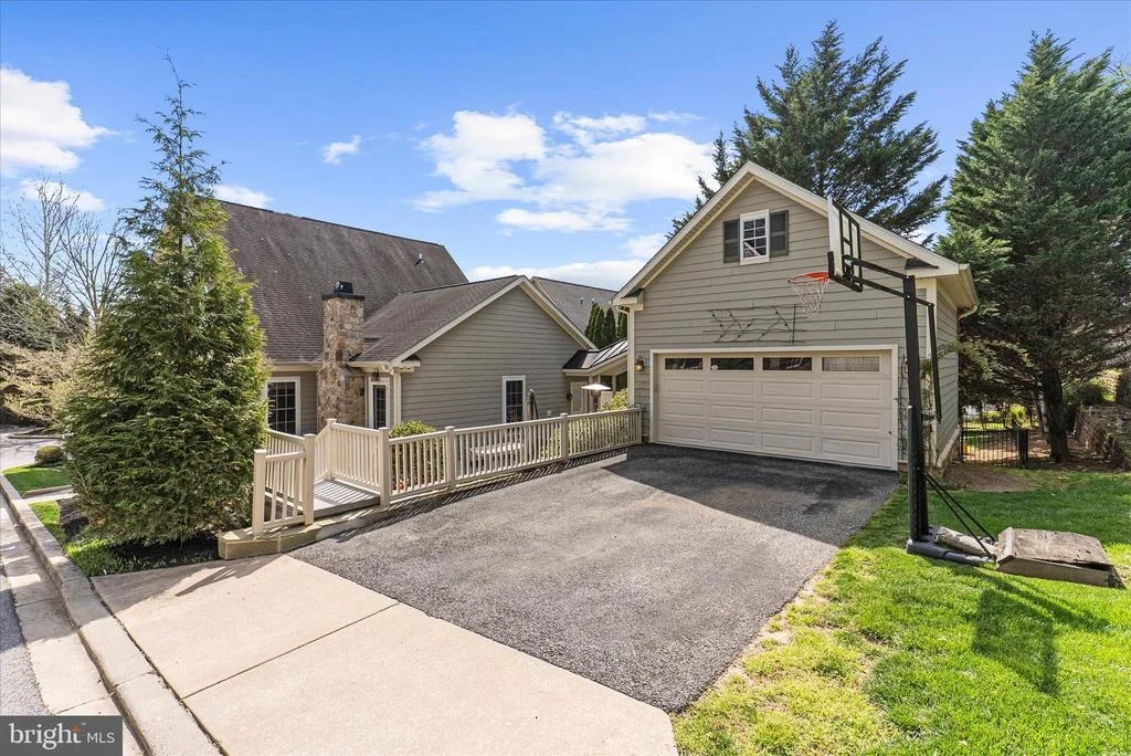 Photo of 1102 WASHINGTONVILLE DRIVE