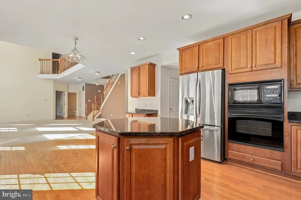 Photo of 6152 MONTGOMERY ROAD