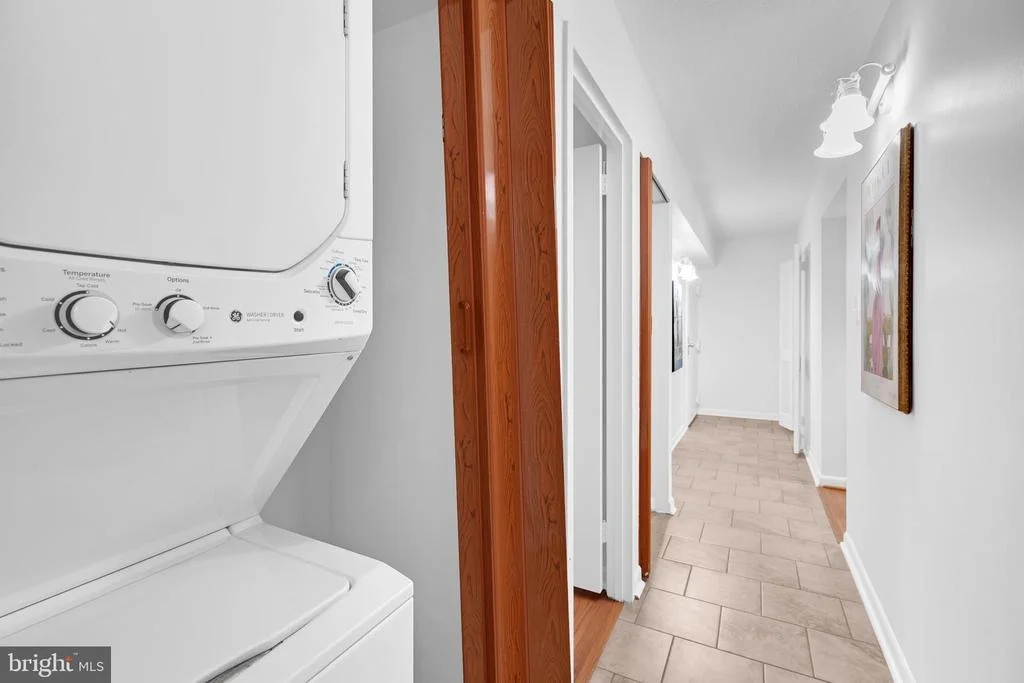 Photo of Unit 832B at 11637 STONEVIEW SQUARE