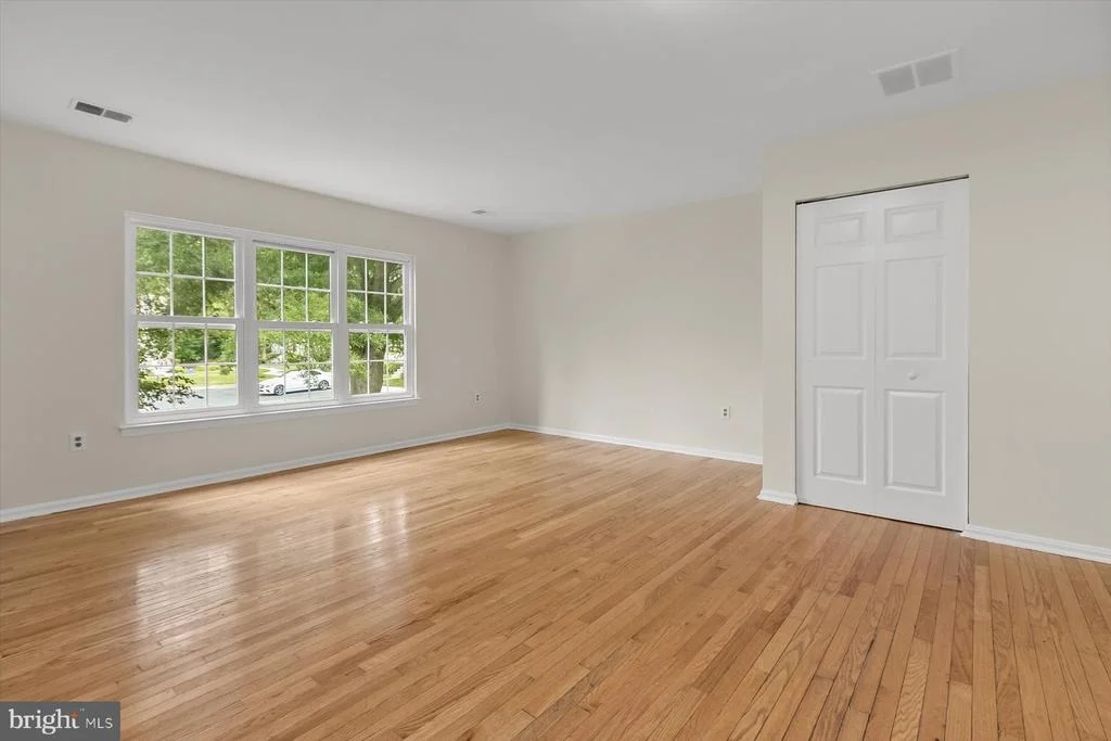 Photo of Unit 191 at 1842 BRONZEGATE BOULEVARD
