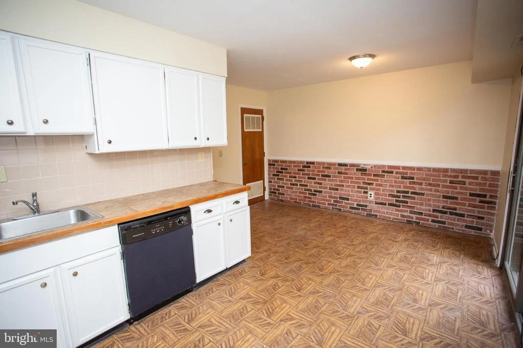 Photo of 11 DOVER DRIVE