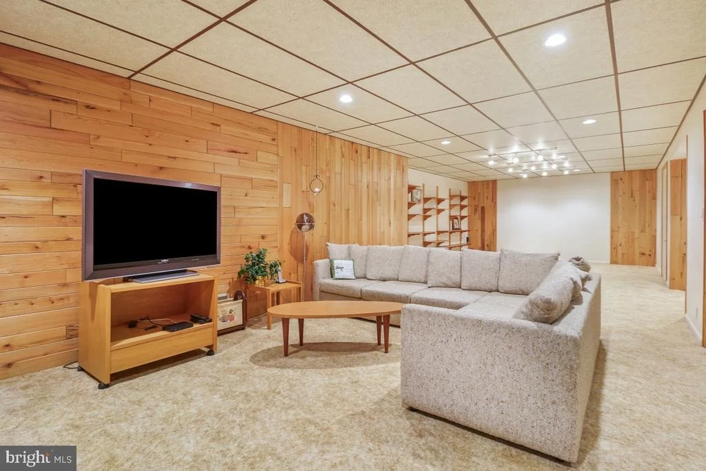 Photo of 217 PEWTER LANE