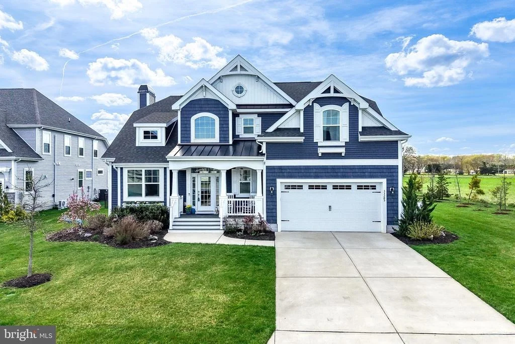 Photo of 33285 MAGGIE LANE
