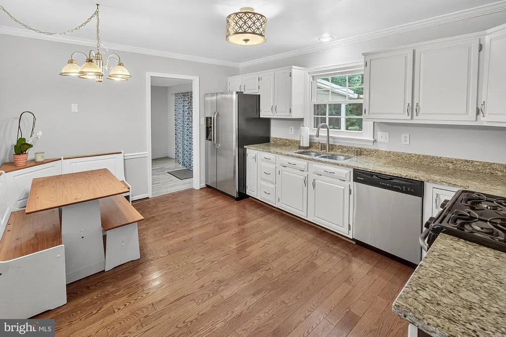 Photo of 8000 GLENDALE COURT