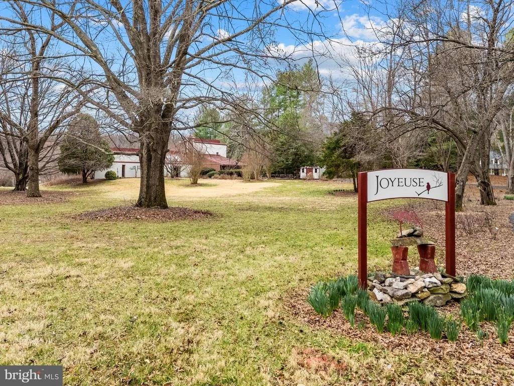 Photo of 3850 COBBLER MOUNTAIN ROAD