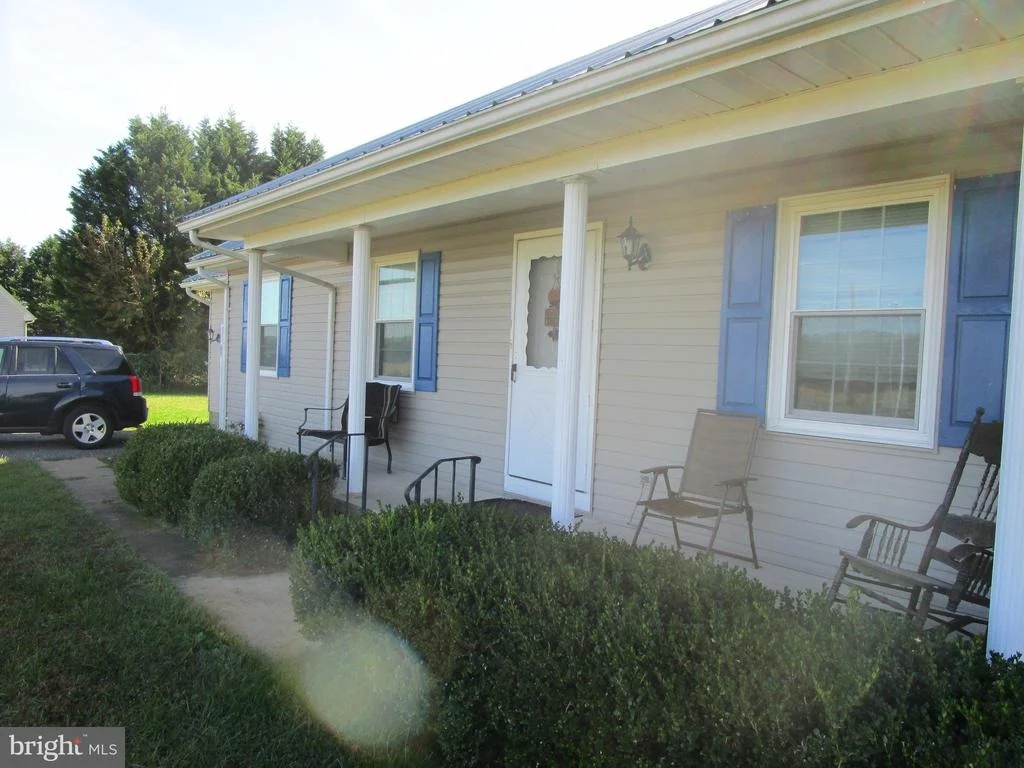 Photo of 1672 VERNON ROAD