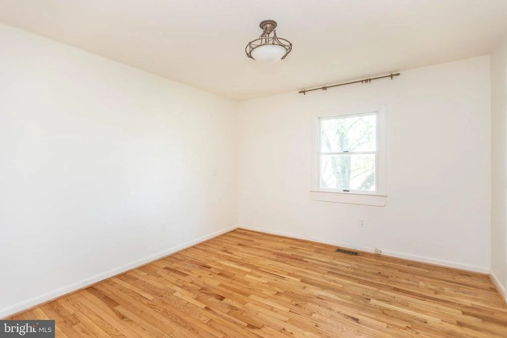 Photo of 17605 GRACE ROAD