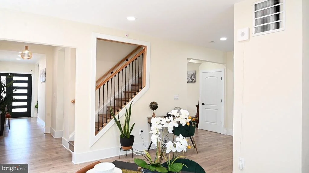 Photo of 2918 E COLD SPRING LANE