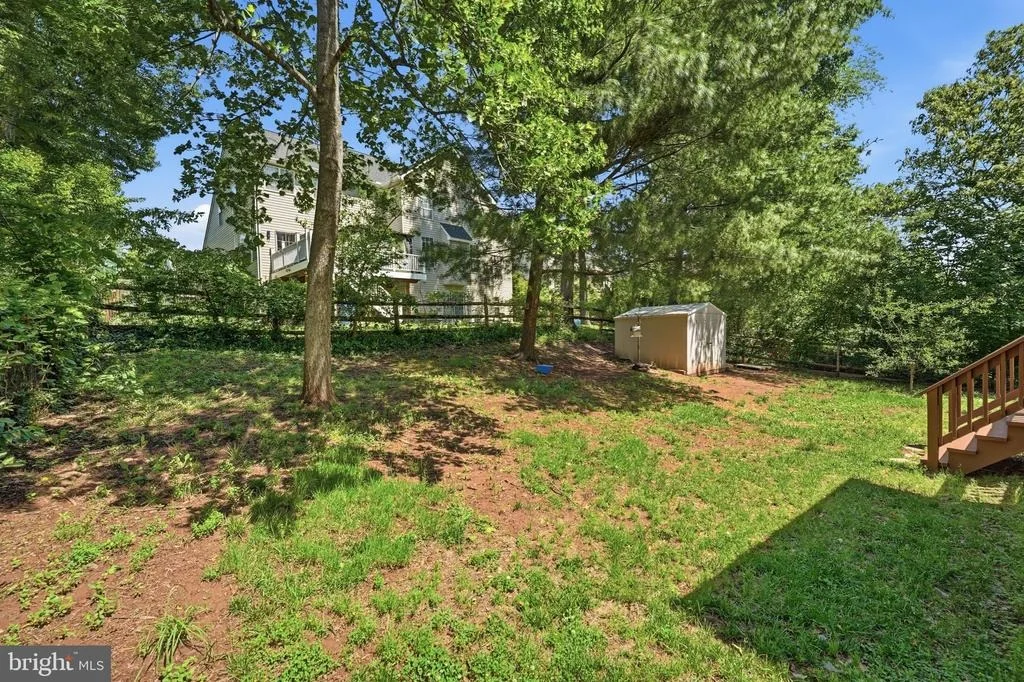Photo of 9532 CLEMATIS STREET