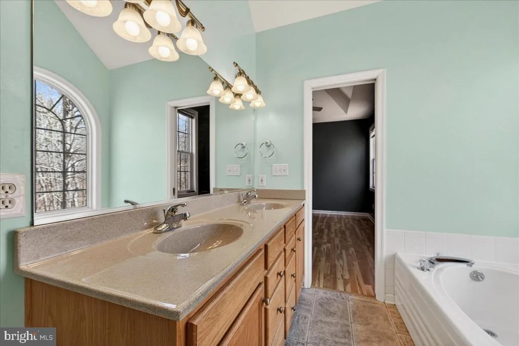 Photo of 18 CHICKASAW PLACE