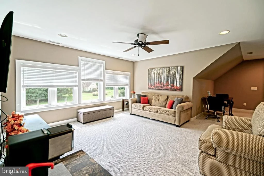 Photo of 35494 RED TAIL ROAD