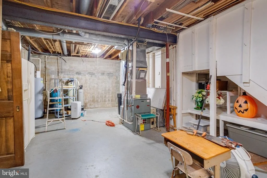Photo of 2300 KINGS ARMS DRIVE