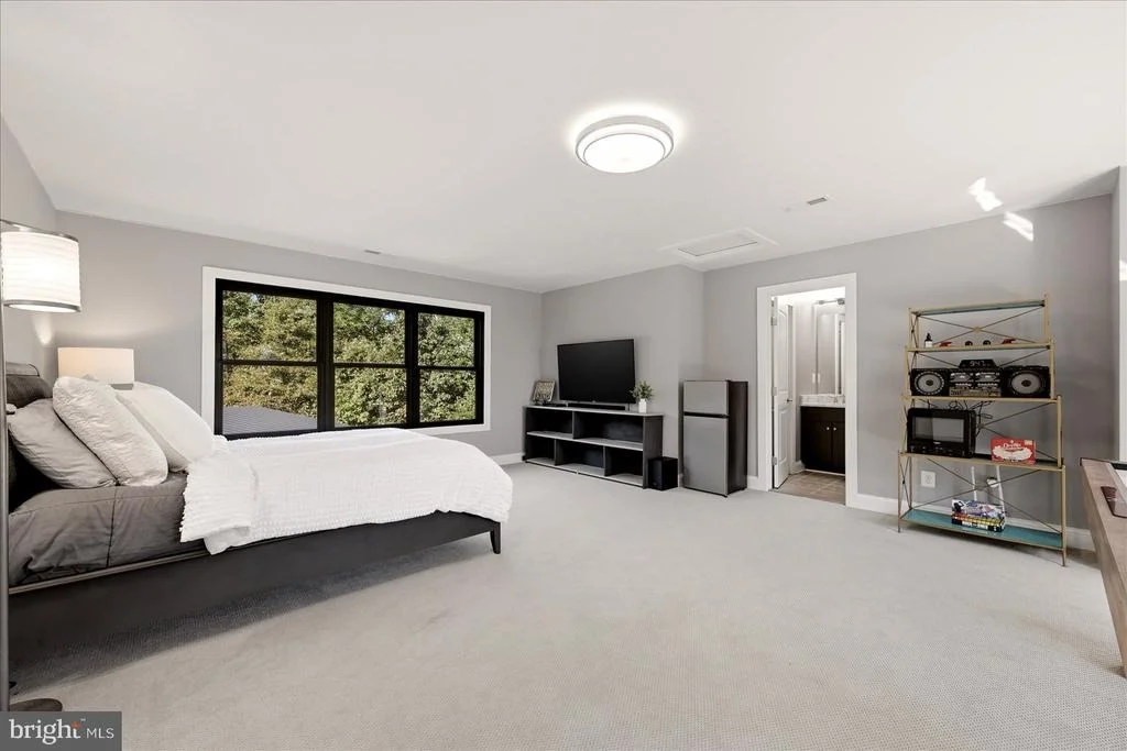 Photo of 40957 WAXWING DRIVE
