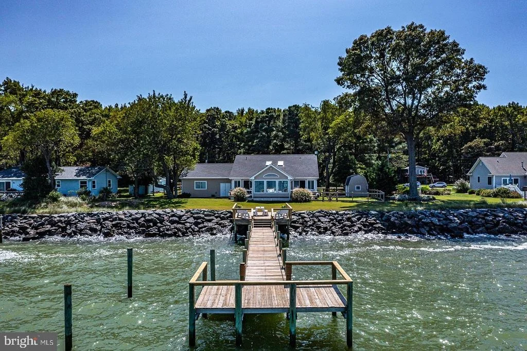 Photo of 976 BRAMMER DRIVE