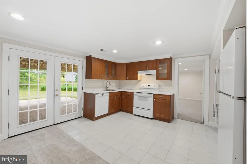 Photo of 14204 PICCADILLY ROAD