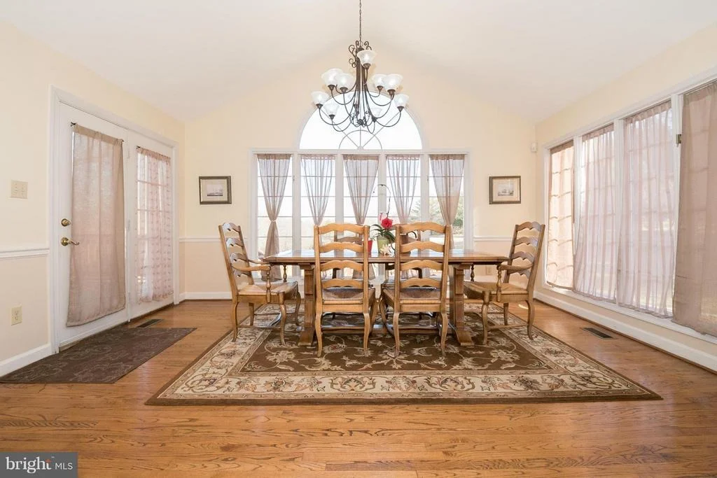 Photo of 9417 THORNEDIKE DRIVE