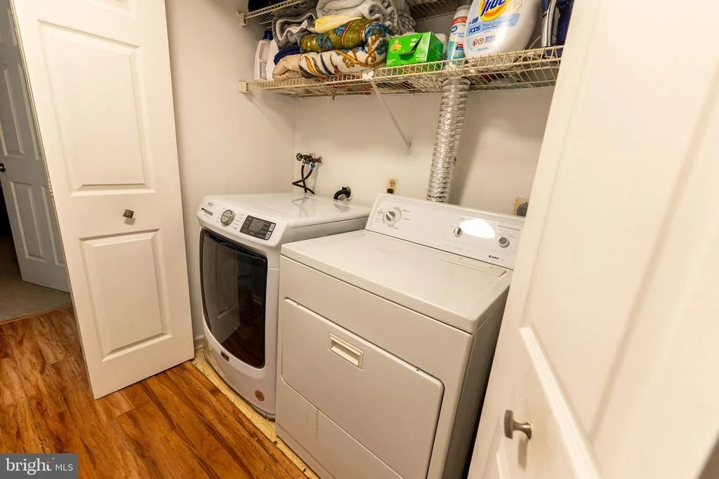 Photo of Unit E at 800 STRATFORD WAY