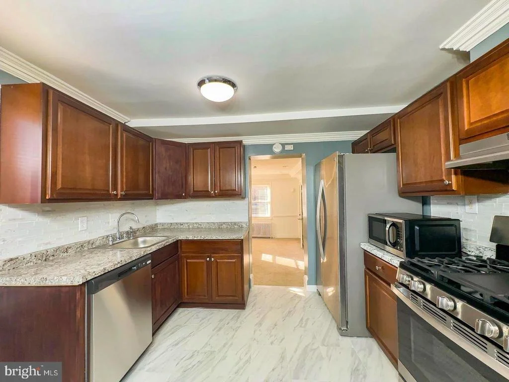 Photo of 1106 45TH PLACE SE