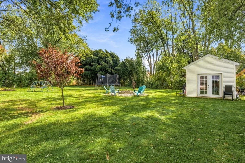 Photo of 1260 BEVERLY ROAD