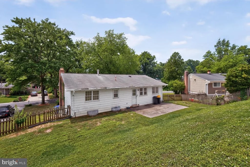 Photo of 1326 GRESHAM ROAD