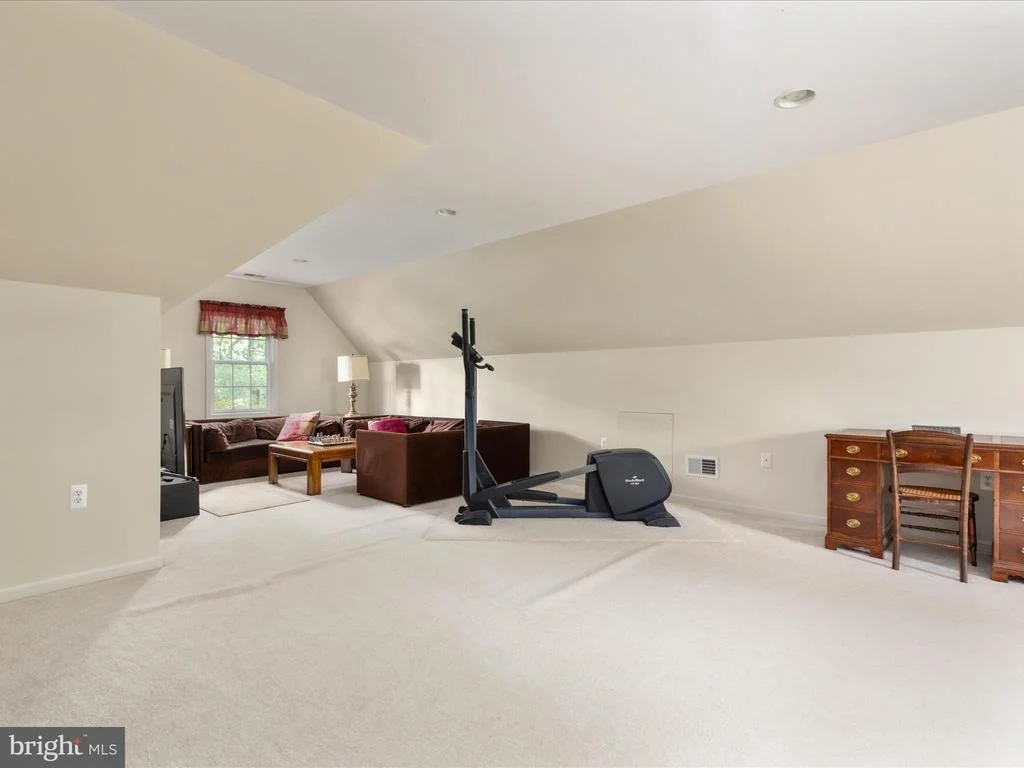 Photo of 228 SUNSET CIRCLE