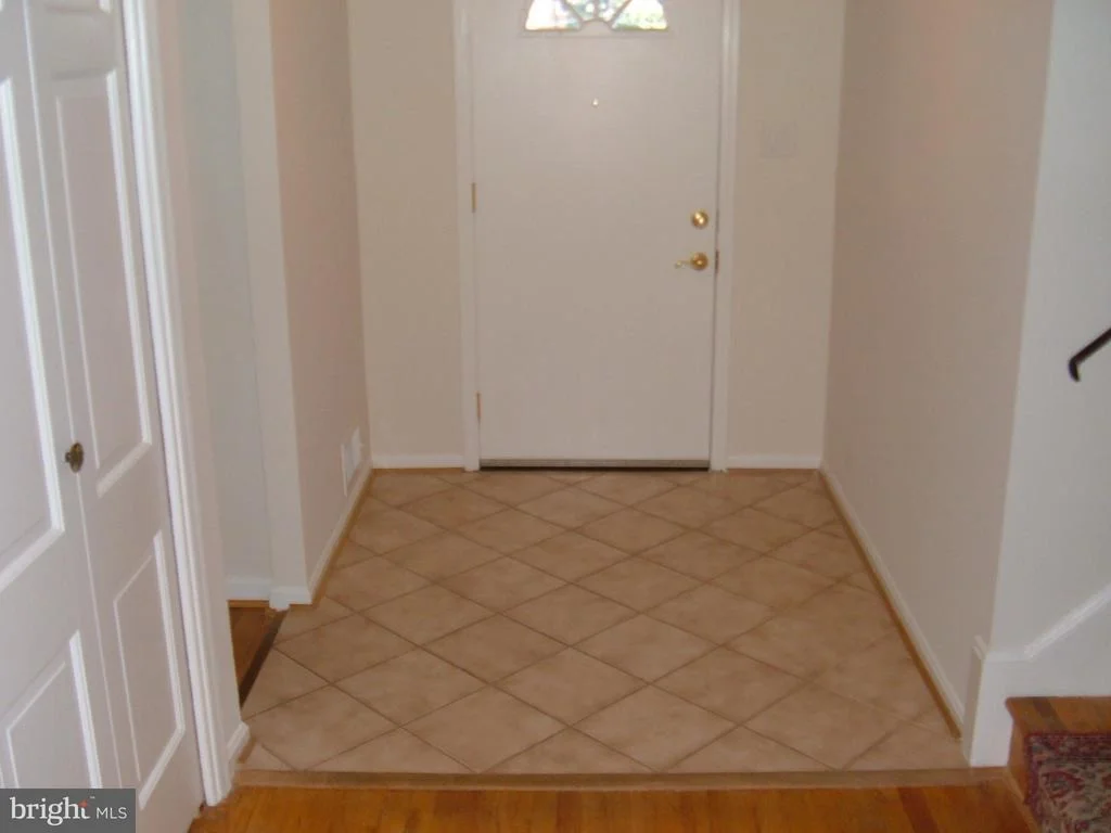 Photo of 1614 PEACOCK LANE