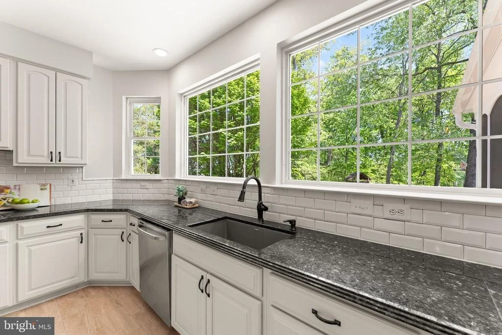 Photo of 817 KENNETH PLACE SE