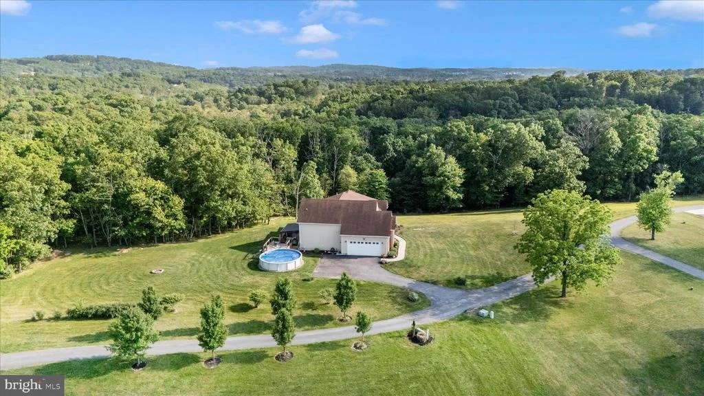 Photo of 7145 LINGANORE ROAD