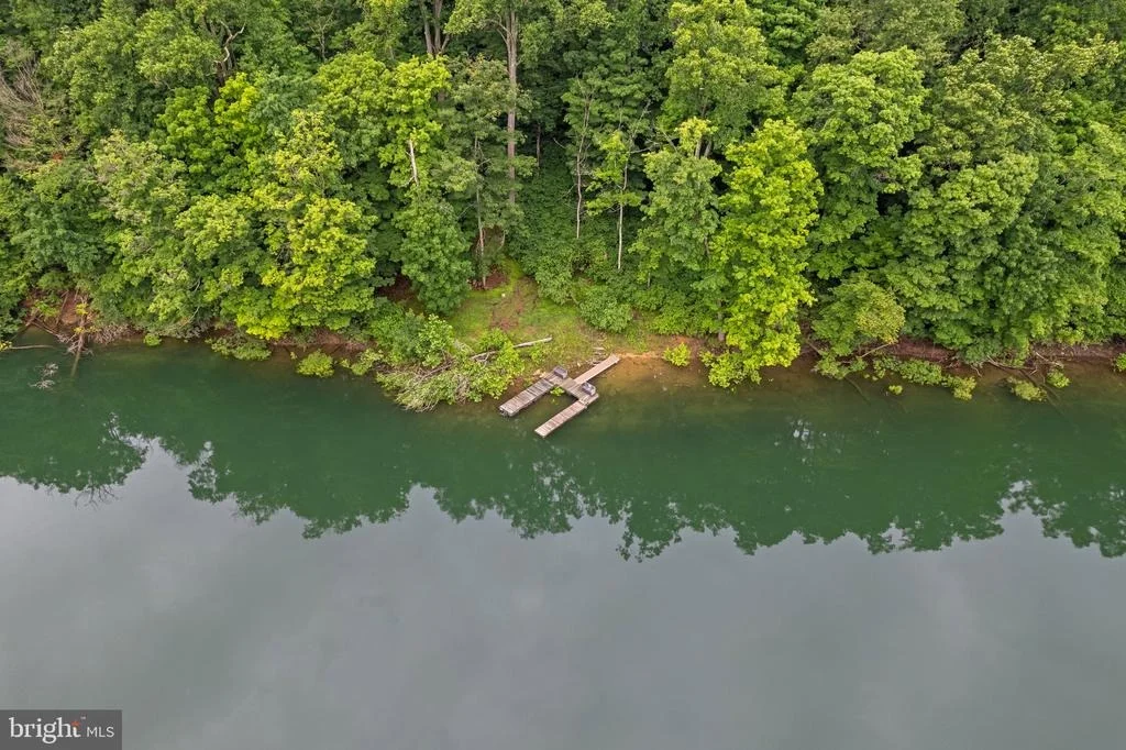 Photo of 112 SCENIC VIEW DRIVE