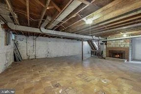 Photo of 321 SOUTHWEST DRIVE