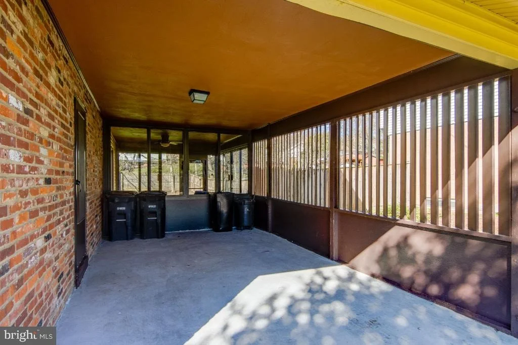 Photo of 6912 HEIDELBURG ROAD