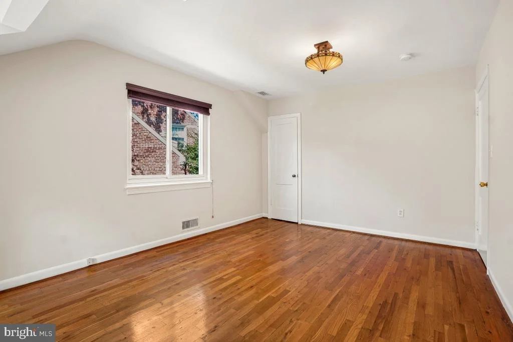 Photo of 3209 CUMMINGS LANE