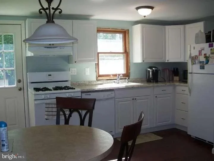 Photo of 113 MAPLE AVENUE