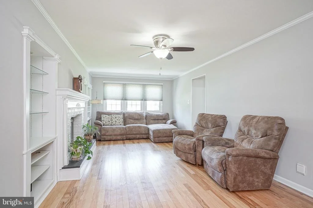 Photo of 1237 HEARTWOOD DRIVE