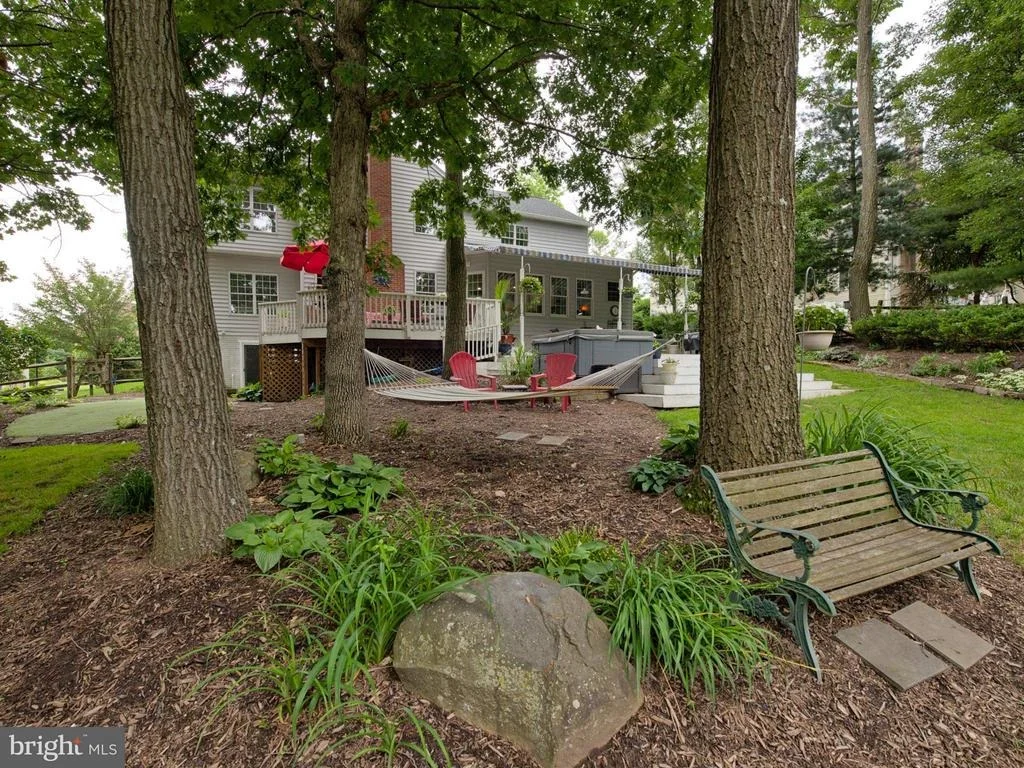 Photo of 6147 FIELDCREST DRIVE