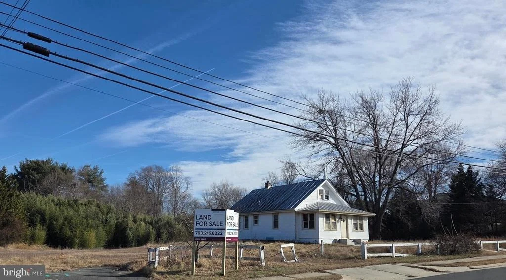 Photo of 3203 W OX ROAD