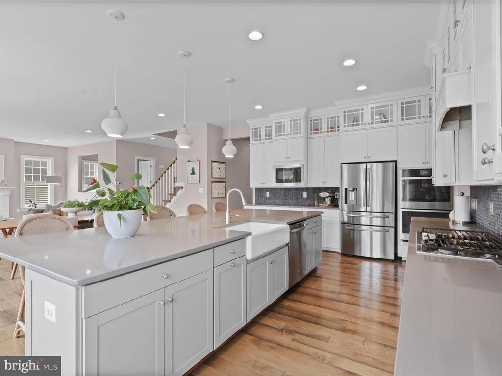 Photo of 25970 LIQUIDAMBAR LANE
