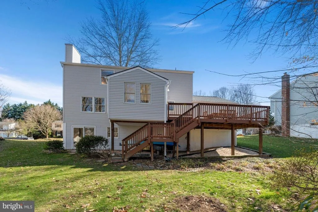 Photo of 9512 TINKER COURT