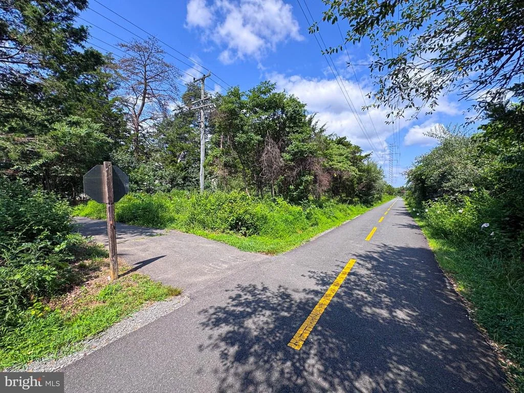 Photo of 22827 OAKGROVE ROAD