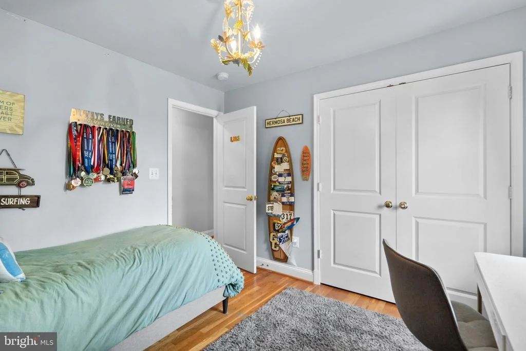 Photo of 4117 QUEEN MARY DRIVE