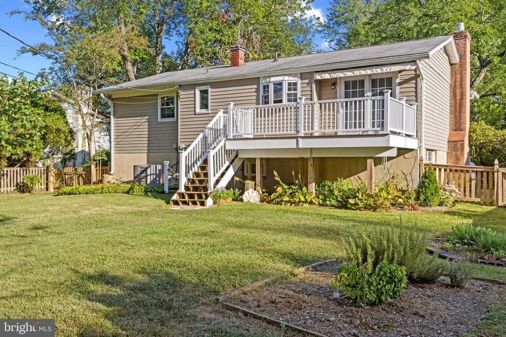 Photo of 626 EDWARDS ROAD